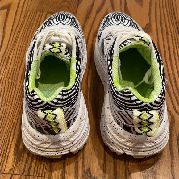 UGG limited edition sneakers - Picture 2 of 5